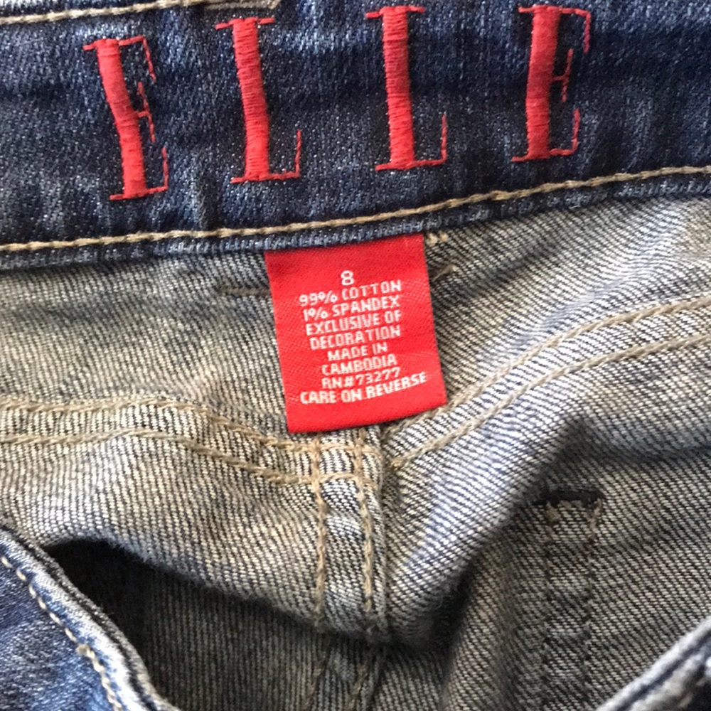 Jean shorts size 8. 8”top to seem. 12 inch inseam